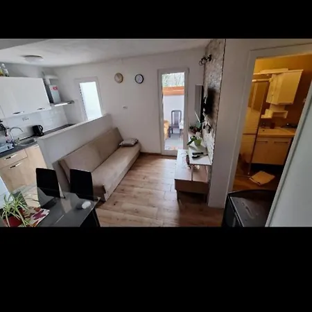 Apartma Nadiza Borjana107 Apartment